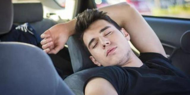 酒后在車上睡覺算不算酒駕？