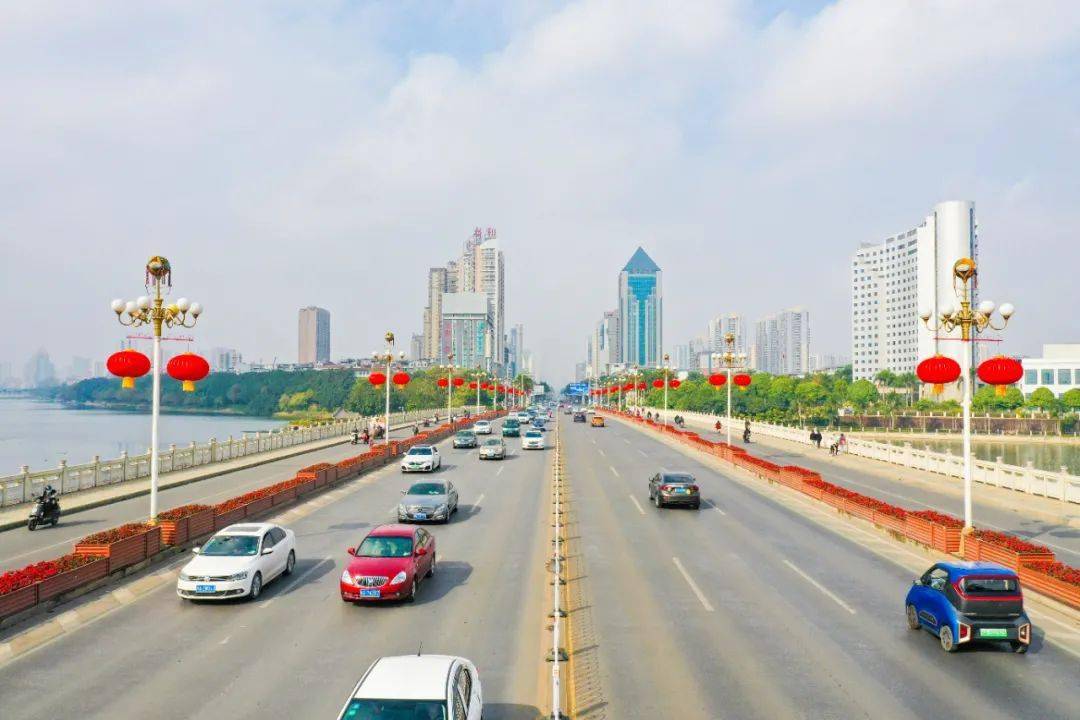 春節(jié)期間警察蜀黍不打烊，嚴(yán)查酒駕！（附2021年春節(jié)避堵攻略）