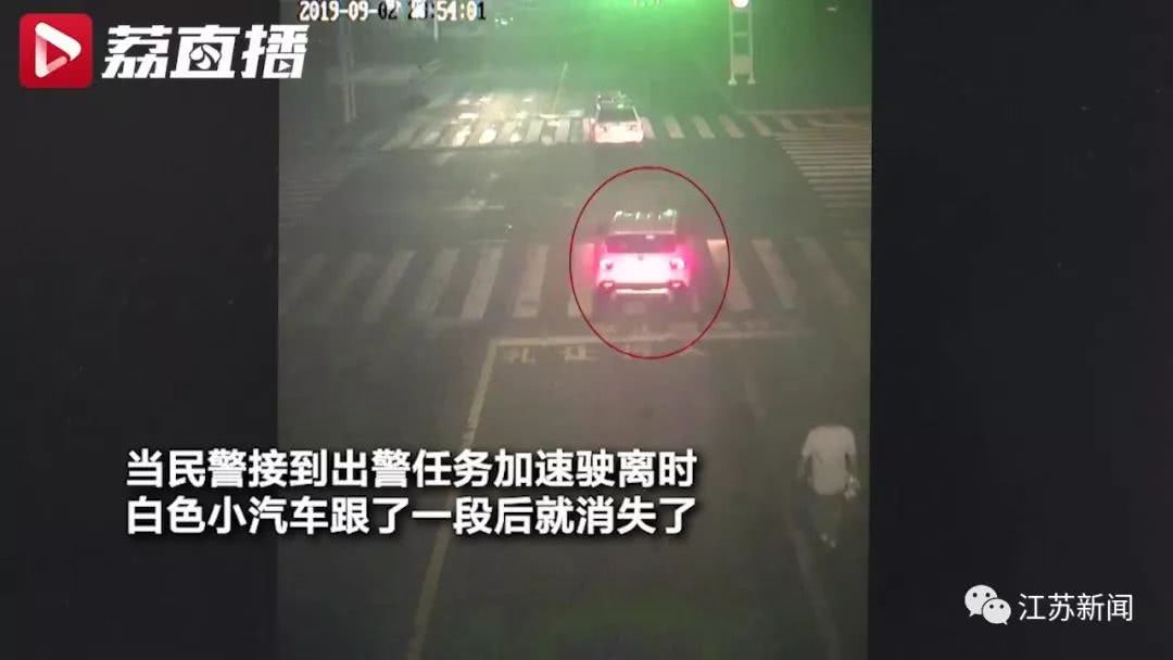 男子酒駕跟蹤警車時(shí)睡著 醒來(lái)車外站著一圈警察